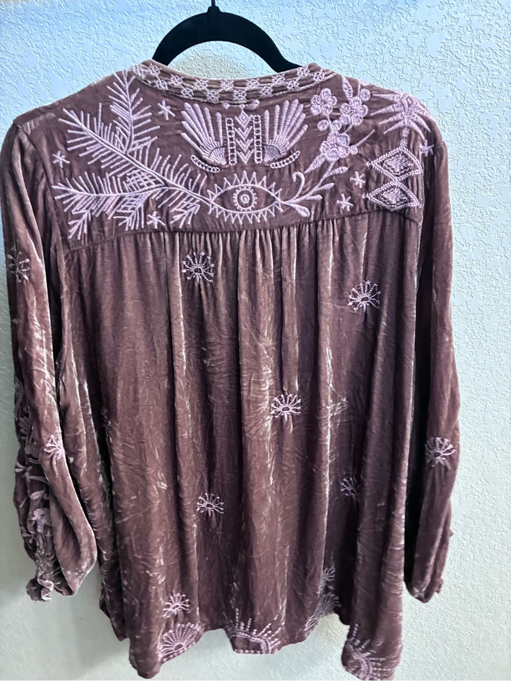 Johnny Was Rose-Tone Embroidered Velvet Tunic - Picture 2 of 4